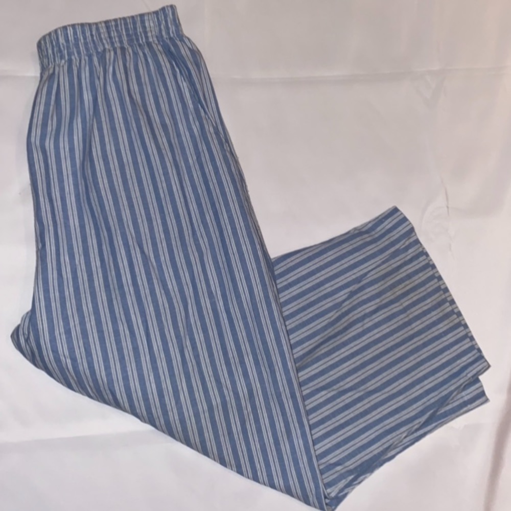 Briggs Stripped Capri Pants